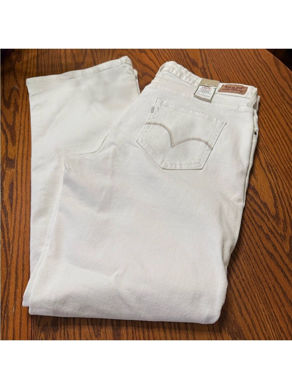 Levi's Perfectly Shaping 512 Boot Cut White Denim Jeans Size 18